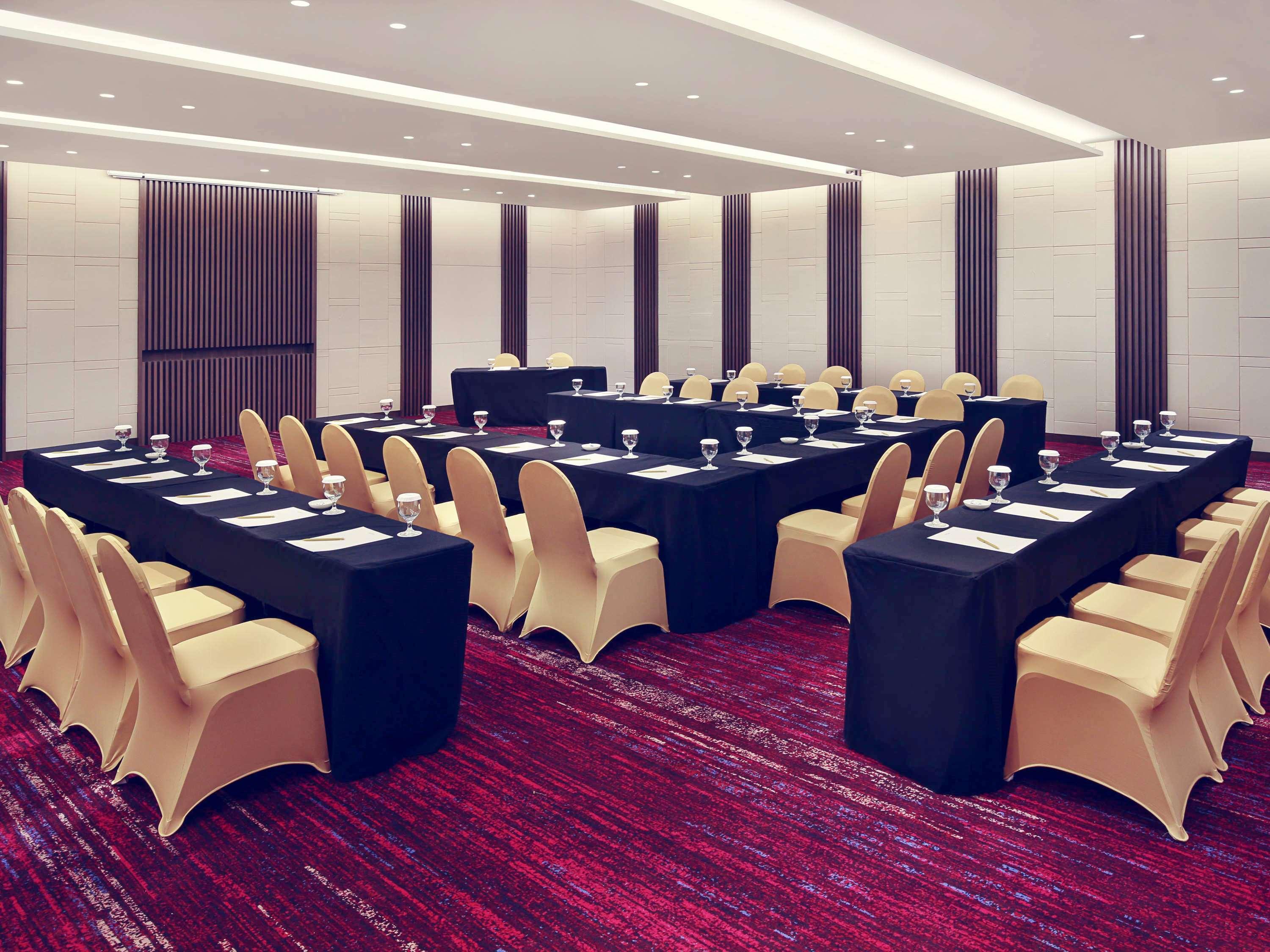 Mercure Karawang Exteriér fotografie