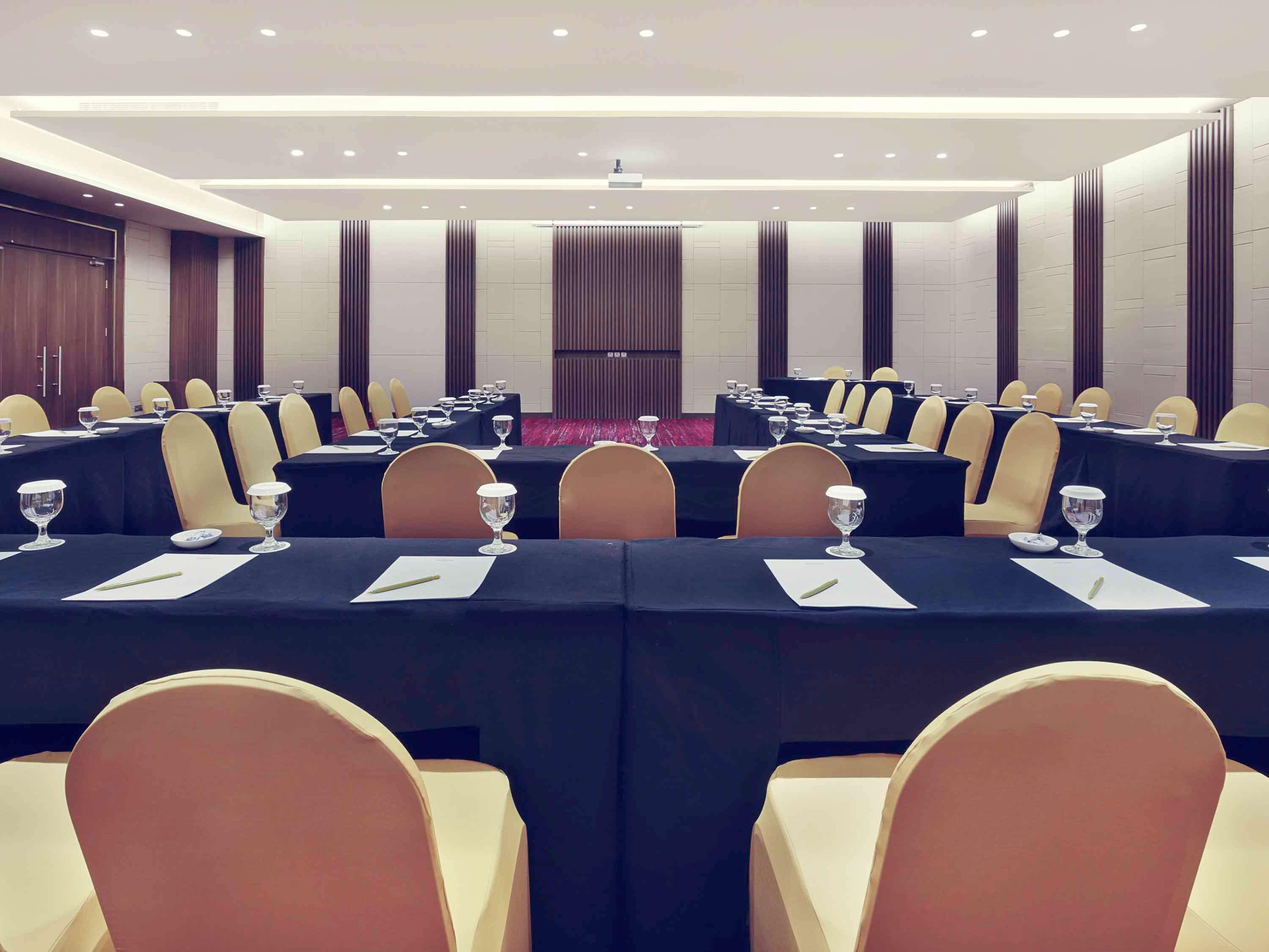 Mercure Karawang Exteriér fotografie
